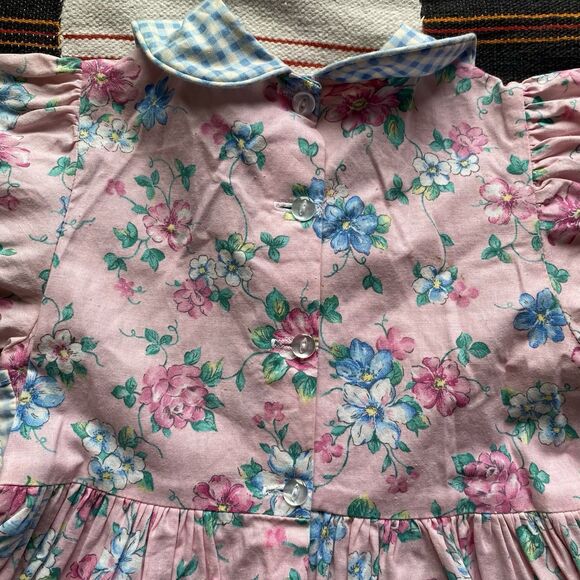 Vintage Mini World Ruffled Floral Dress. USA. 100% Cotton. Size 4T. Rare. - Picture 15 of 16